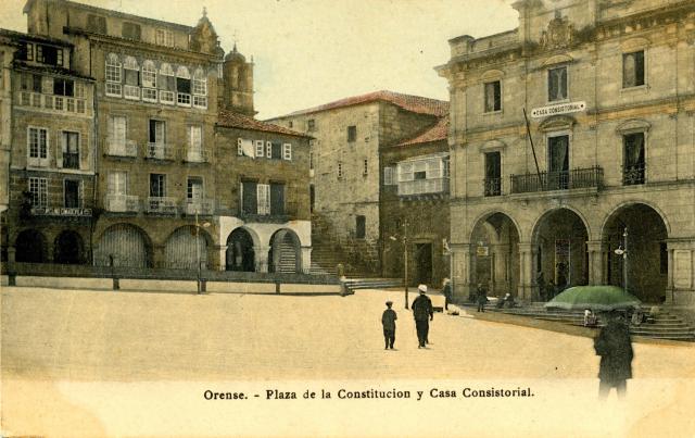 Archivo del Reino de Galicia. Colección de postales. Orense: Plaza de la Constitución y Casa Consistorial. Ca. 1915. Sign.: 2973.