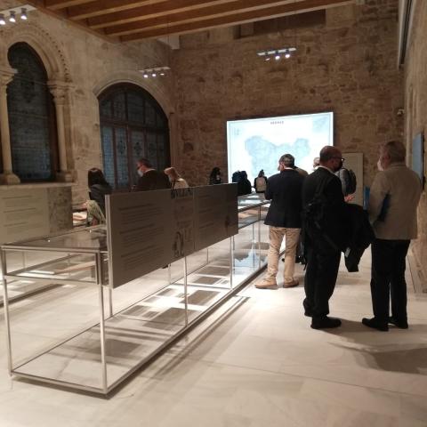 Sala de exposici´óns