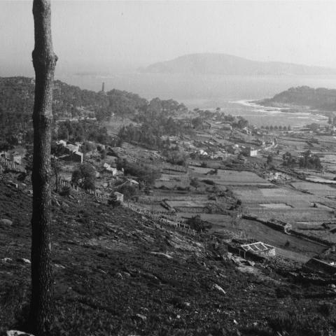 Arquivo do Reino de Galicia. Colección fotográfica. Monteferro, Nigrán (Pontevedra). Ca. 1950. Sign.: 843p