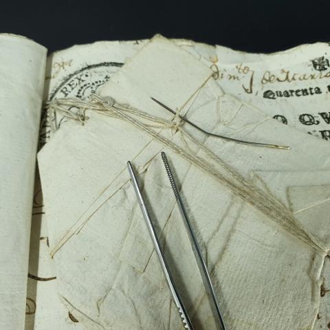 Arquivo do Reino de Galicia. Real Audiencia de Galicia. Preito de Manuel Fandiño Losada con Roque José Costoya, escribán, e outros, sobre paga de rendas. 1801-1804. Sign.: 2666-3