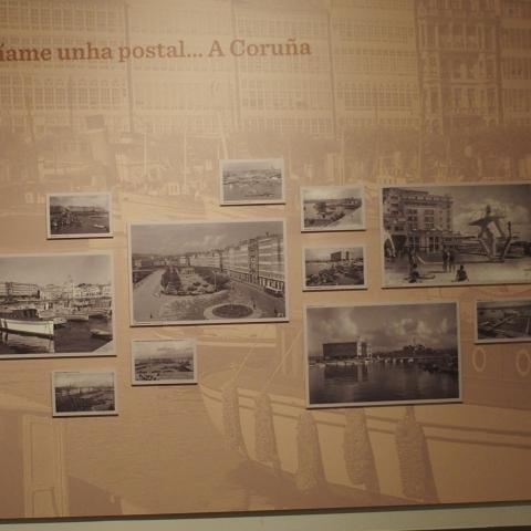 Arquivo do Reino de Galicia. Imaxe da mostra "Envíame unha postal" no Arquivo do Reino de Galicia.