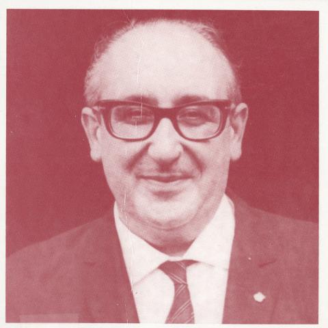 Alvaro Cunqueiro, traductor. Biblioteca. Signatura: 12853