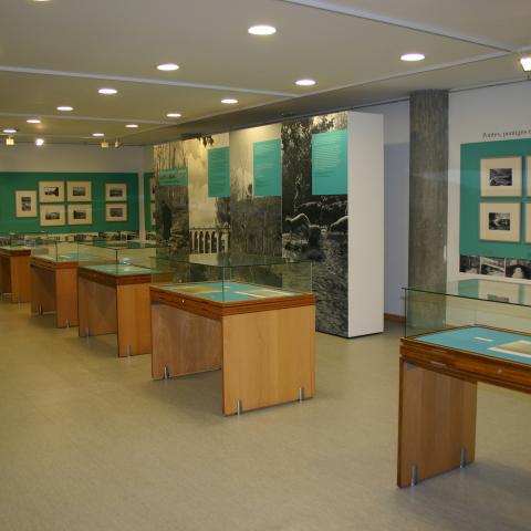 AHPLugo. Sala de exposicións