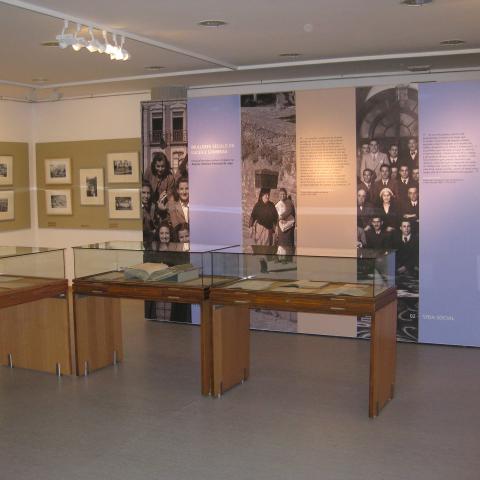 AHPLugo. Sala de exposicións