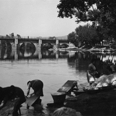 Lugo. Lavandeiras no Miño. Loty, [1920-1936]. Sign. 28080