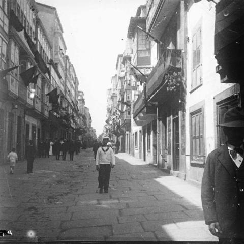 Colección fotográfica. Ferrol: calle Real. Ca. 1910-1915. Sign. 1.288.
