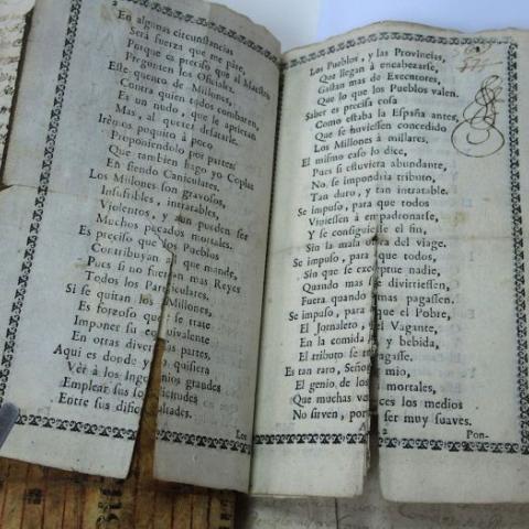 Arquivo do Reino de Galicia. Real Audiencia de Galicia. Carteira de pergamiño e documentos intervidos a Bernardo Salmonte, acusado de falsificación, no momento da súa detención. 1748. Sign. 8.671/22