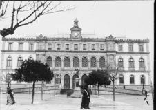 Visitas guiadas a la exposición "A Escuela de Bellas Artes de A Coruña y Picasso"