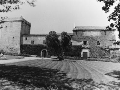 Arquivo do Reino de Galicia. Colección fotográfica. A Pobra do Caramiñal: pazo de Torrexunqueiras. Ca. 1980. Sign.: 21p.