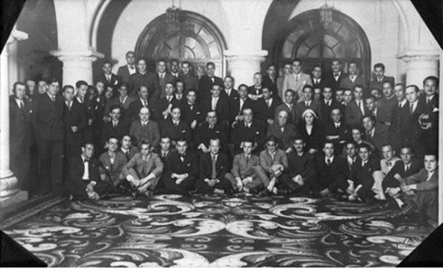 Santiago de Compostela. Promoción de médicos 1931-1932. SF. 305.2 (1.1)