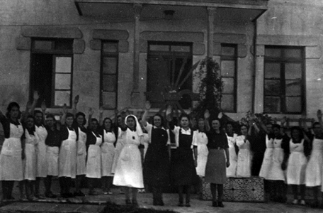 Lugo. Mulleres no Servizo SociaL, [1940]. Sig. SF. 305.1